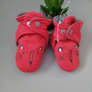 Baby boots brand New 0-3 months soft color flamingo new without tags